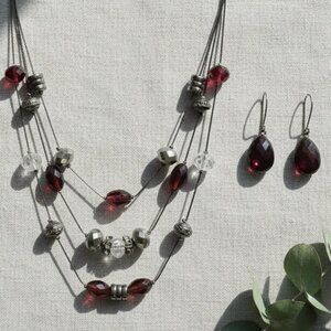 Ruby red, gunmetal, barrel, rhinestone 3 strand necklace and earrings